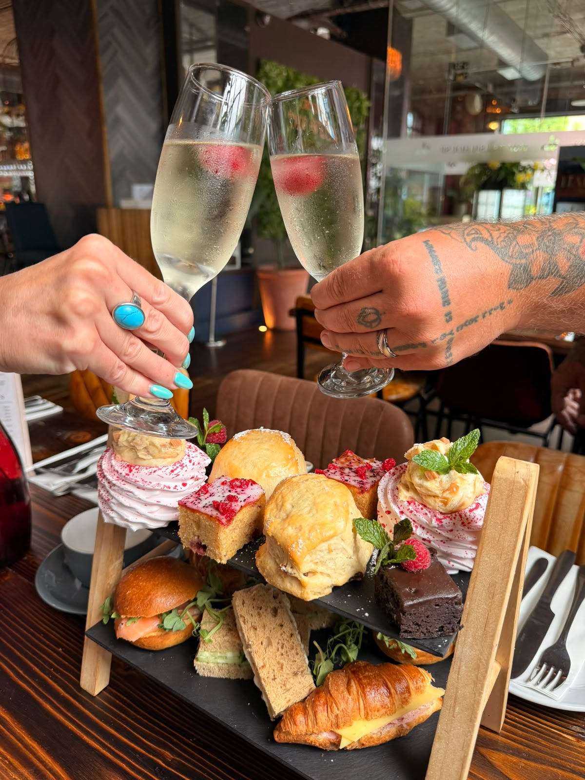 Sparkling afternoon tea at the welshoush